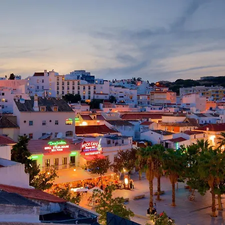 Oura House Apartment